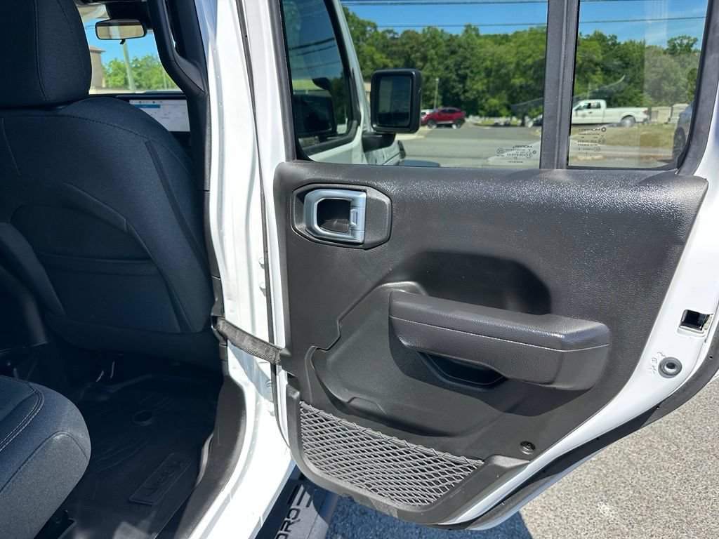 Used 2024 Jeep Wrangler Unlimited Sport AWD/4WD image 18