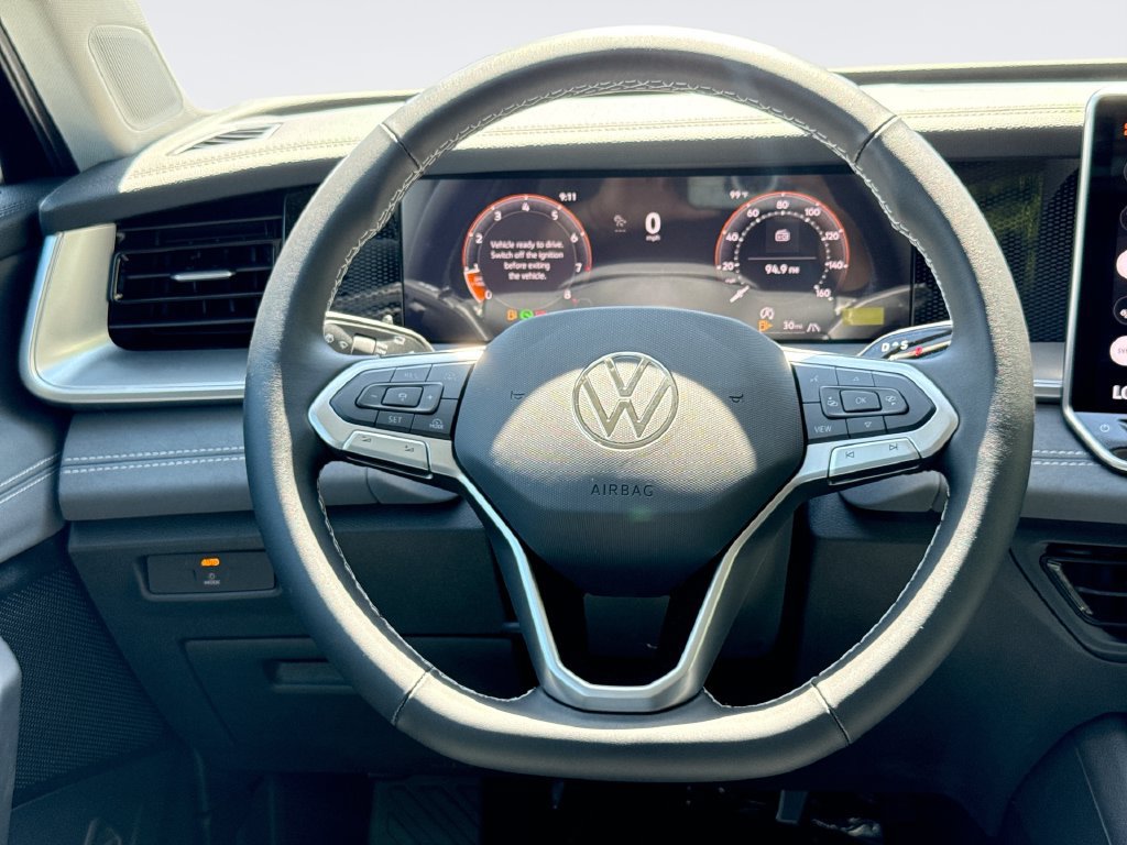 New 2026 Volkswagen Tiguan SE R-Line AWD/4WD image 11
