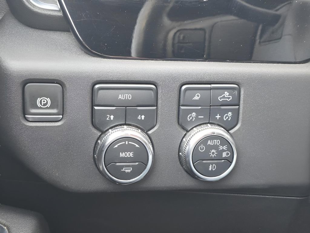 Used 2024 GMC Sierra 1500 SLT image 26