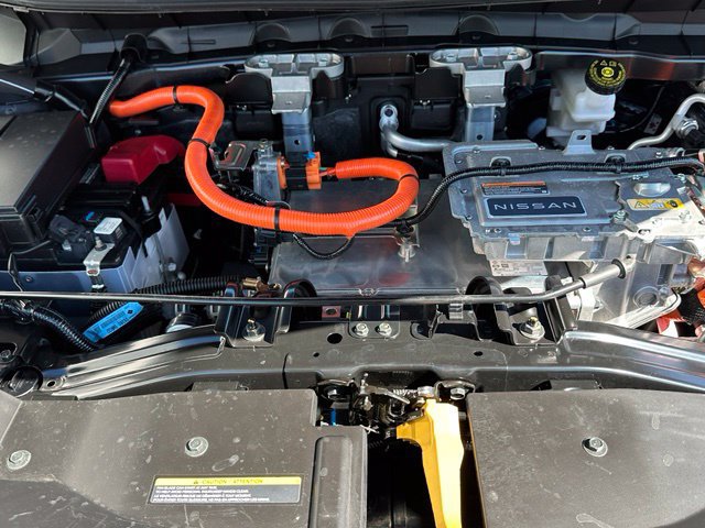 Used 2024 Nissan Ariya AWD image 9