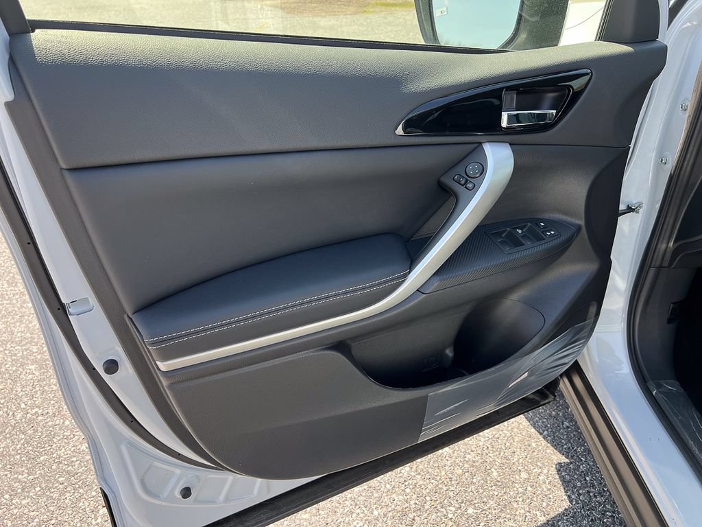 New 2026 Mitsubishi Eclipse Cross SE AWD/4WD image 14