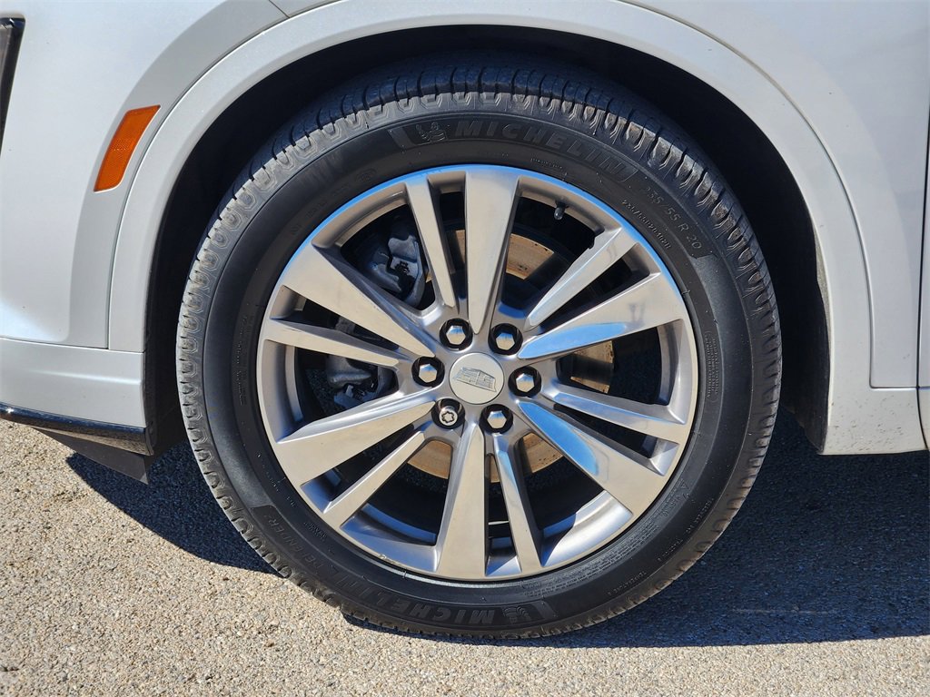 Used 2021 Cadillac XT6 Premium Luxury image 10