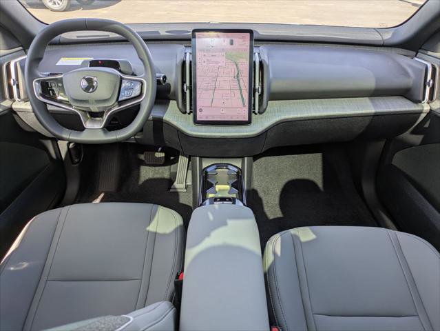 New 2026 Volvo EX30 Plus w/ Protection Package Premier image 11