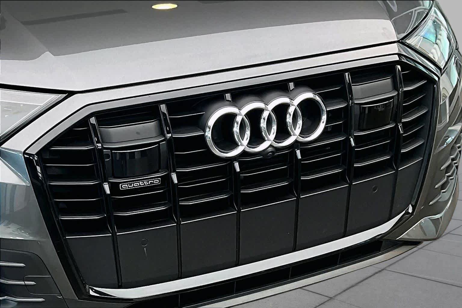 Used 2023 Audi Q7 2.0T Premium Plus AWD/4WD image 32