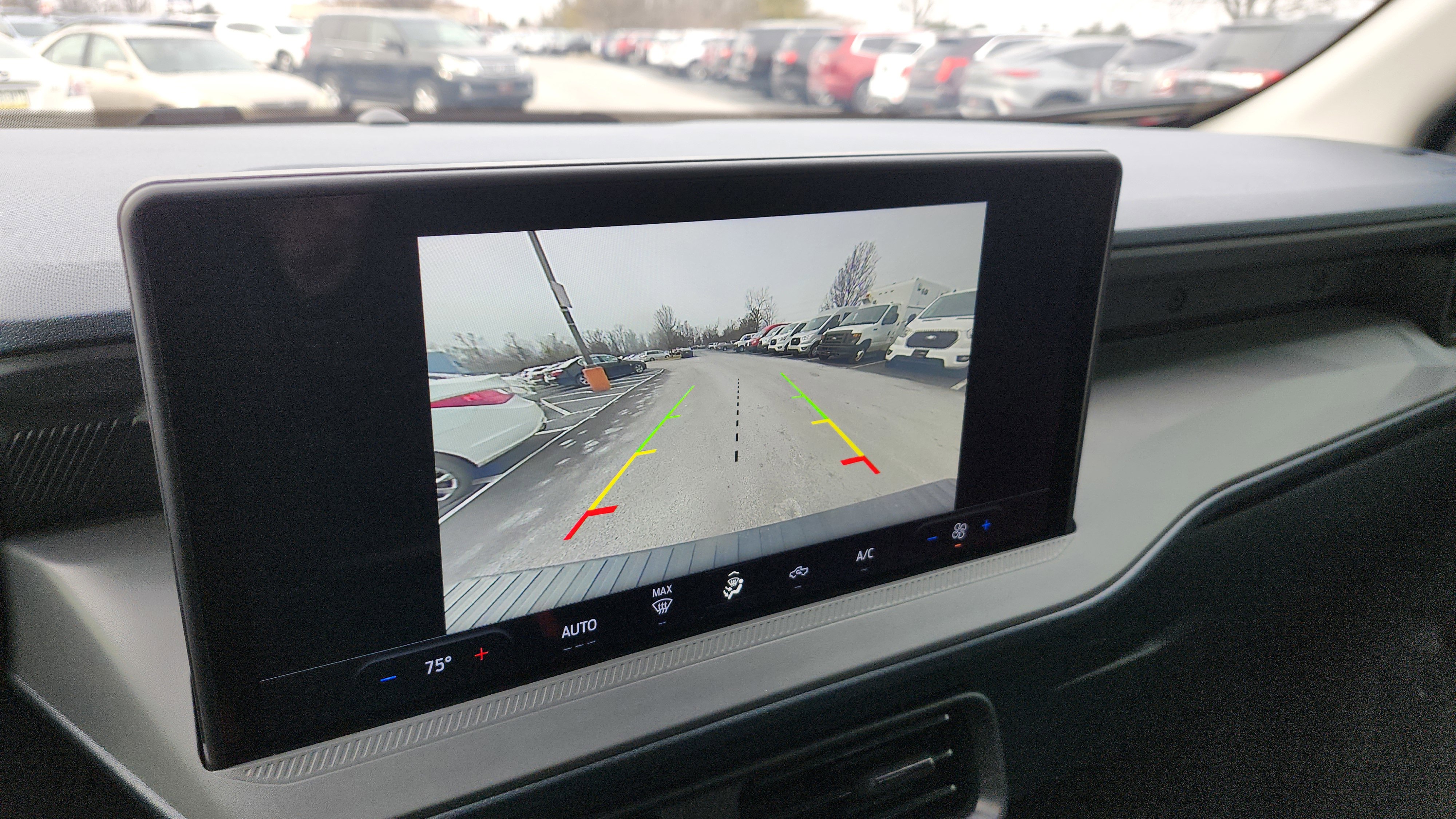 Used 2025 Ford Maverick XLT w/ Black Appearance Package image 4