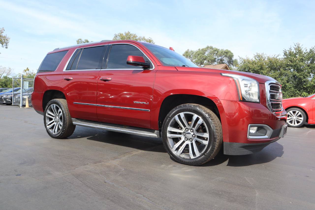 Used 2017 GMC Yukon Denali w/ Open Road Package AWD/4WD image 7