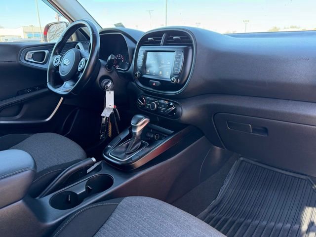 Used 2020 Kia Soul GT-Line image 11