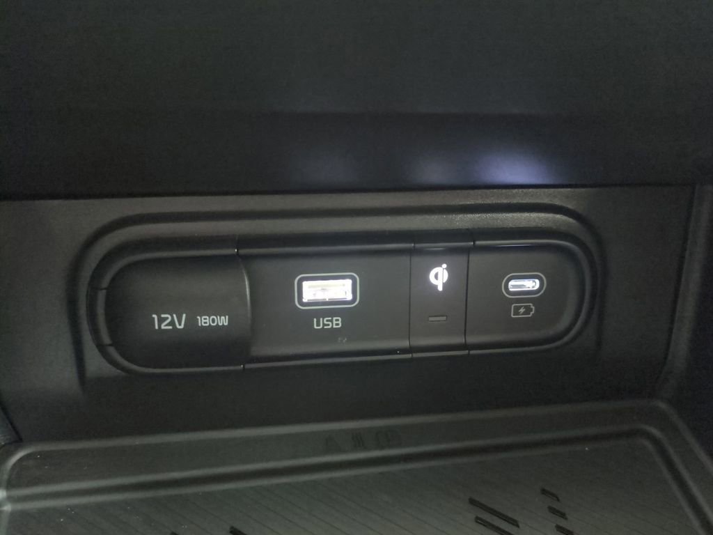 Used 2024 Kia Sportage EX image 26