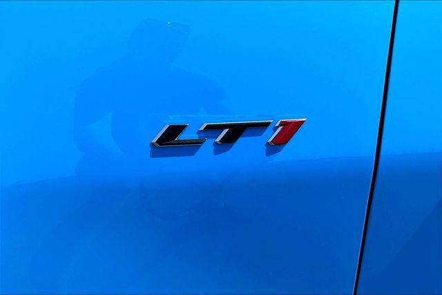 Used 2022 Chevrolet Camaro LT w/ Technology Package RWD image 22