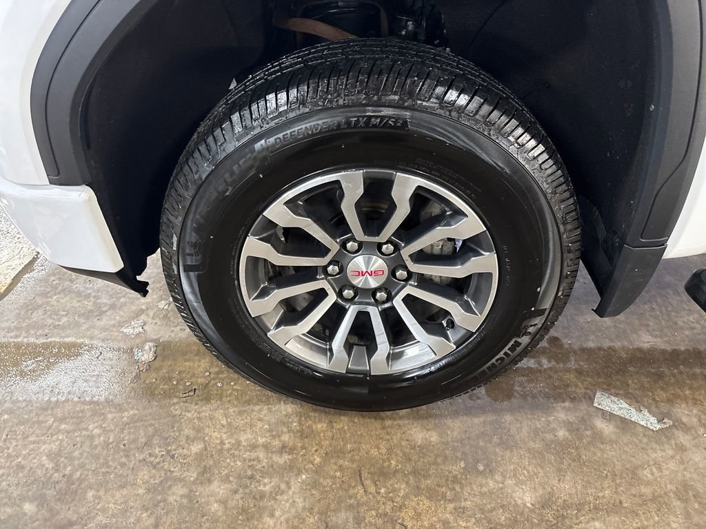 Used 2020 GMC Sierra 1500 AT4 w/ AT4 Premium Package image 11