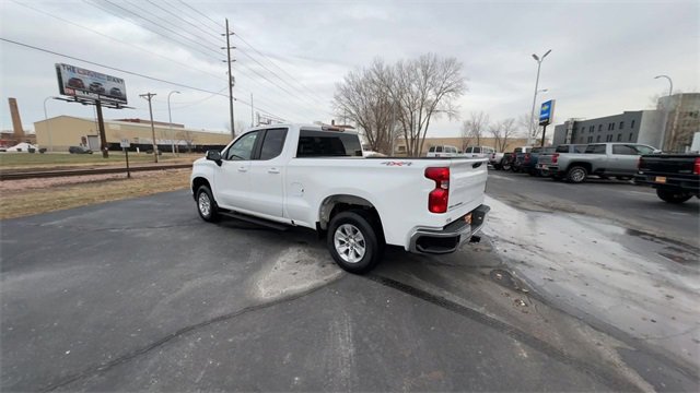Used 2024 Chevrolet Silverado 1500 LT image 6