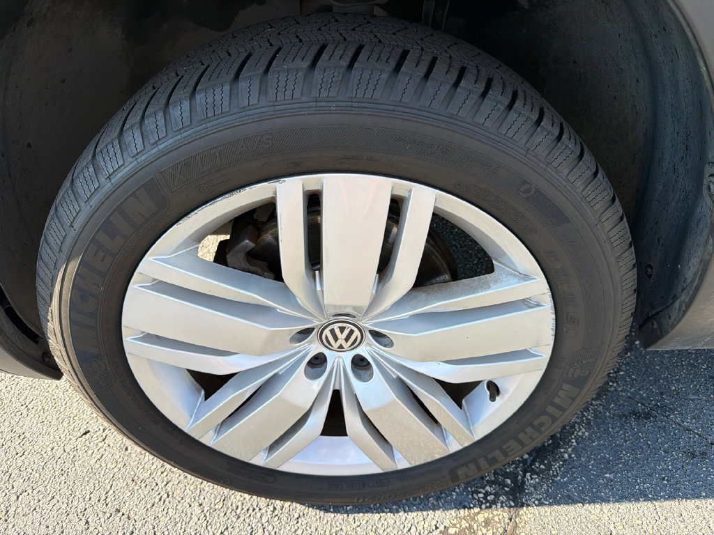 Used 2019 Volkswagen Atlas SEL FWD image 11