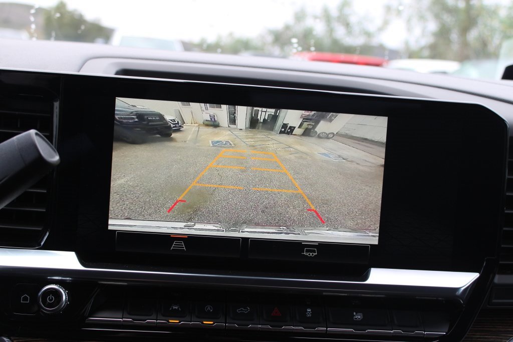 Used 2024 GMC Sierra 1500 Elevation image 19