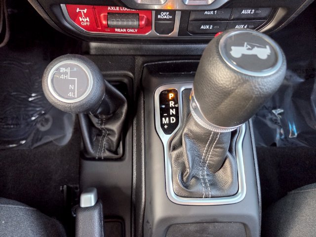 Certified 2025 Jeep Wrangler Sport AWD/4WD image 26