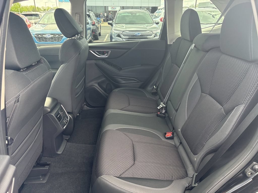 Certified 2023 Subaru Forester Premium AWD/4WD image 12