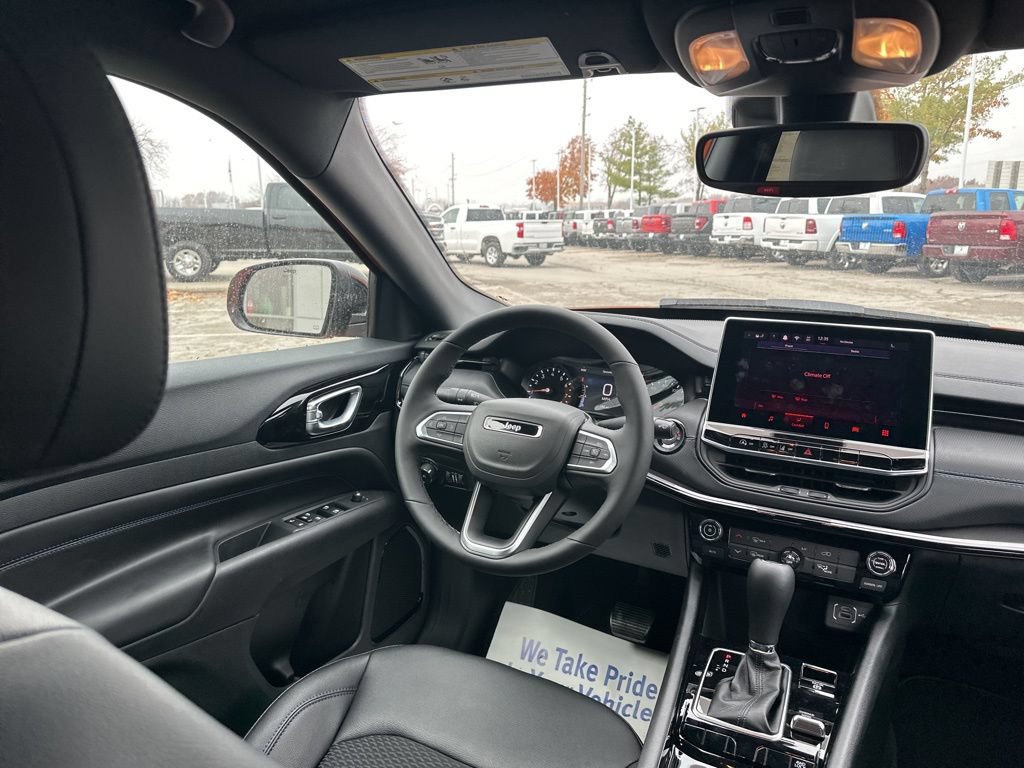 New 2026 Jeep Compass Latitude AWD/4WD image 50