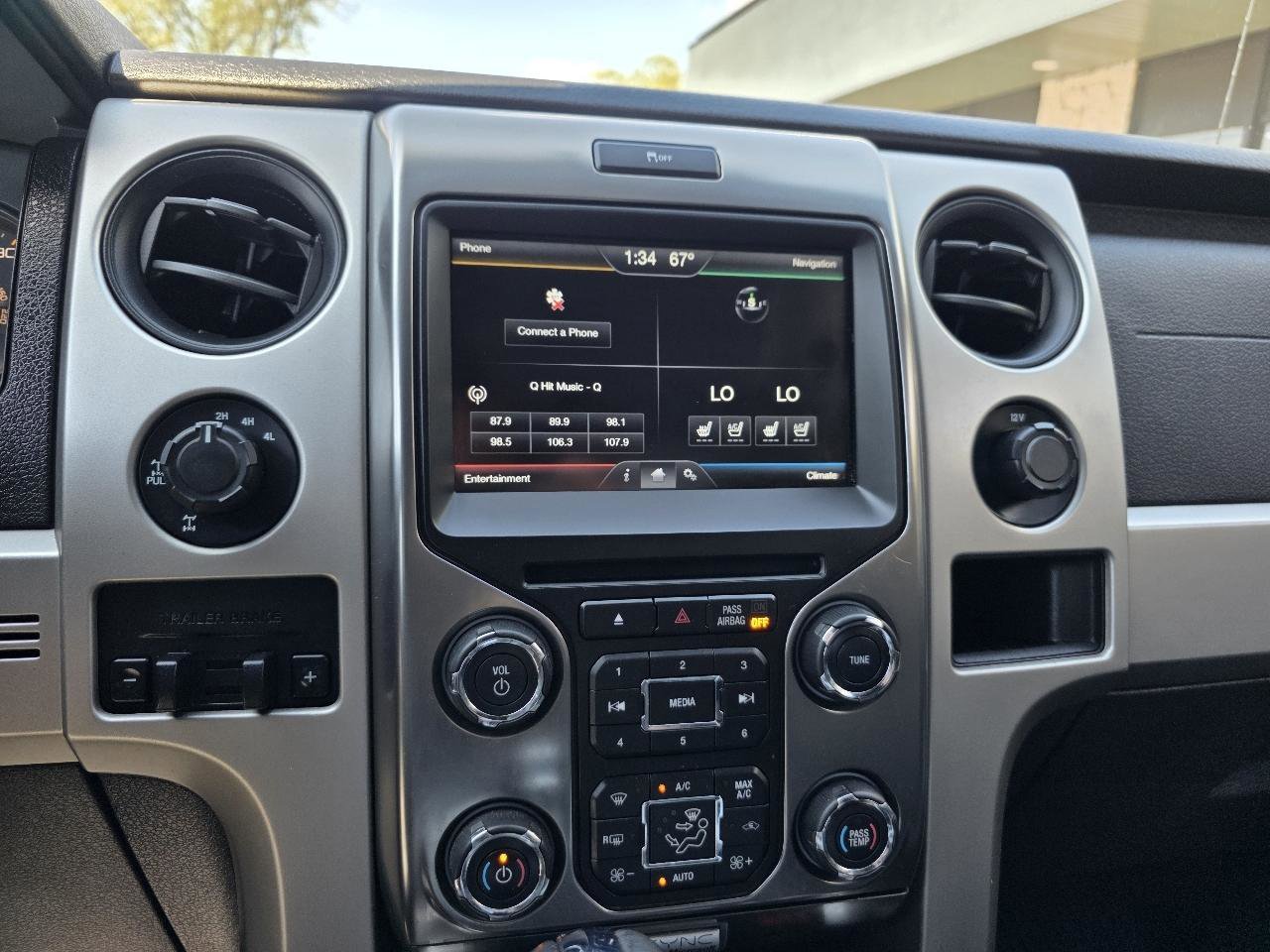 Used 2014 Ford F150 Raptor w/ Equipment Group 801A Luxury AWD/4WD image 5