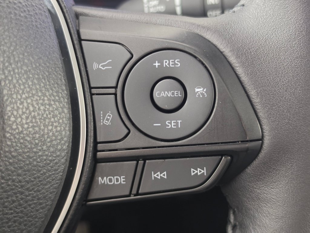 Used 2024 Toyota RAV4 Limited w/ Advanced Technology Package AWD/4WD image 23