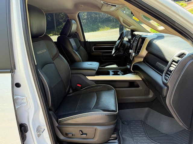 Used 2022 RAM 3500 Laramie AWD/4WD image 18