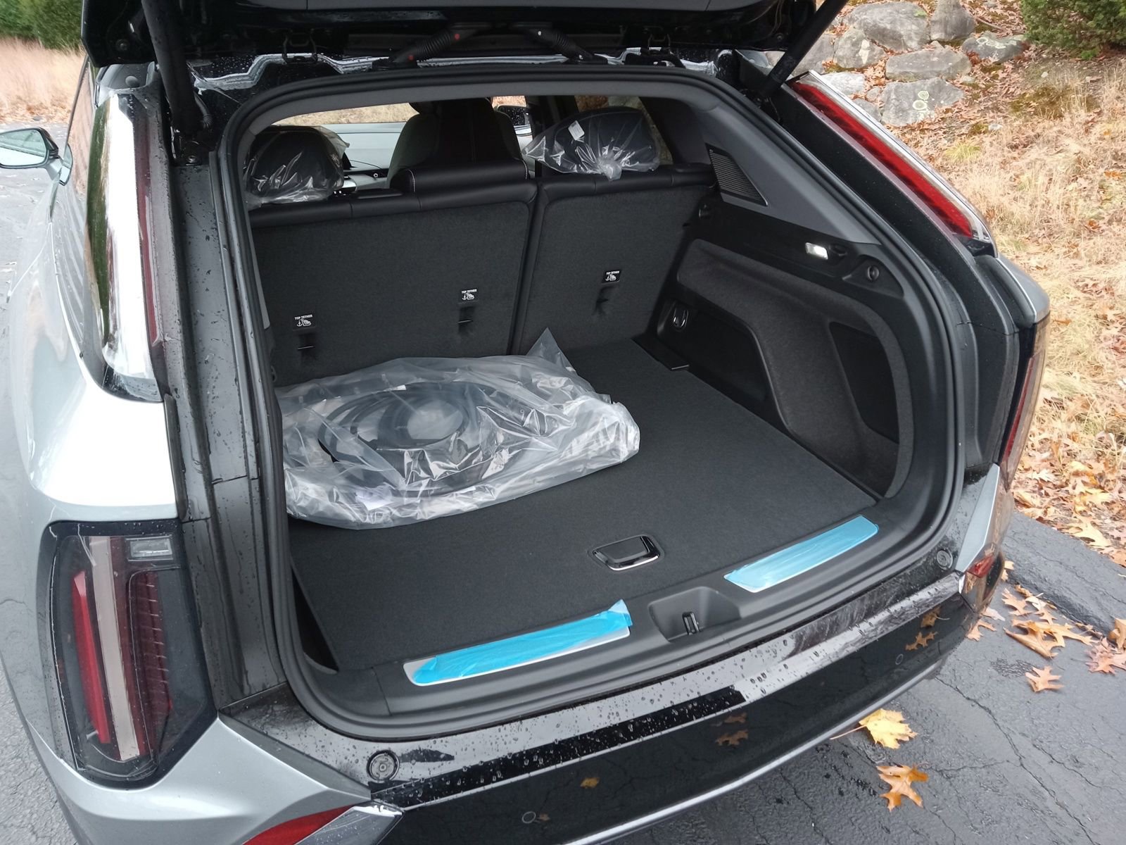 New 2026 Cadillac Optiq Sport 1 image 26