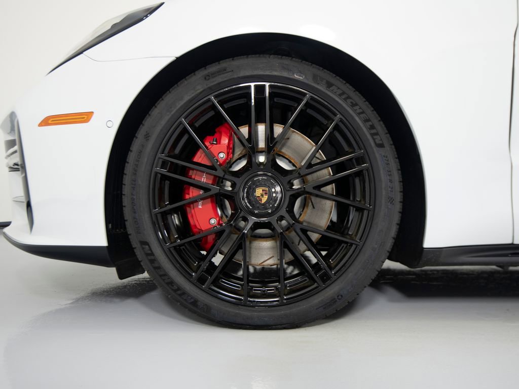 New 2026 Porsche Panamera GTS image 14
