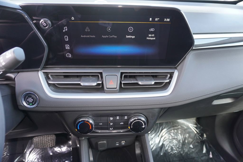 Used 2025 Chevrolet TrailBlazer LS w/ LS Convenience Package image 15