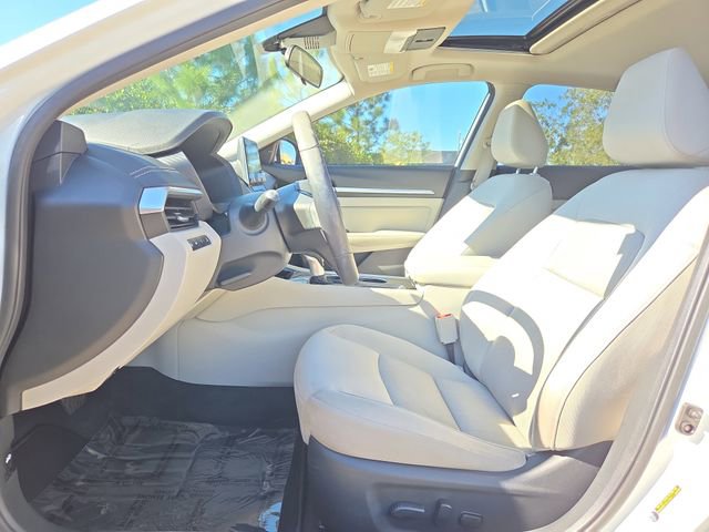 Used 2021 Nissan Altima 2.5 SV w/ SV Premium Package image 16