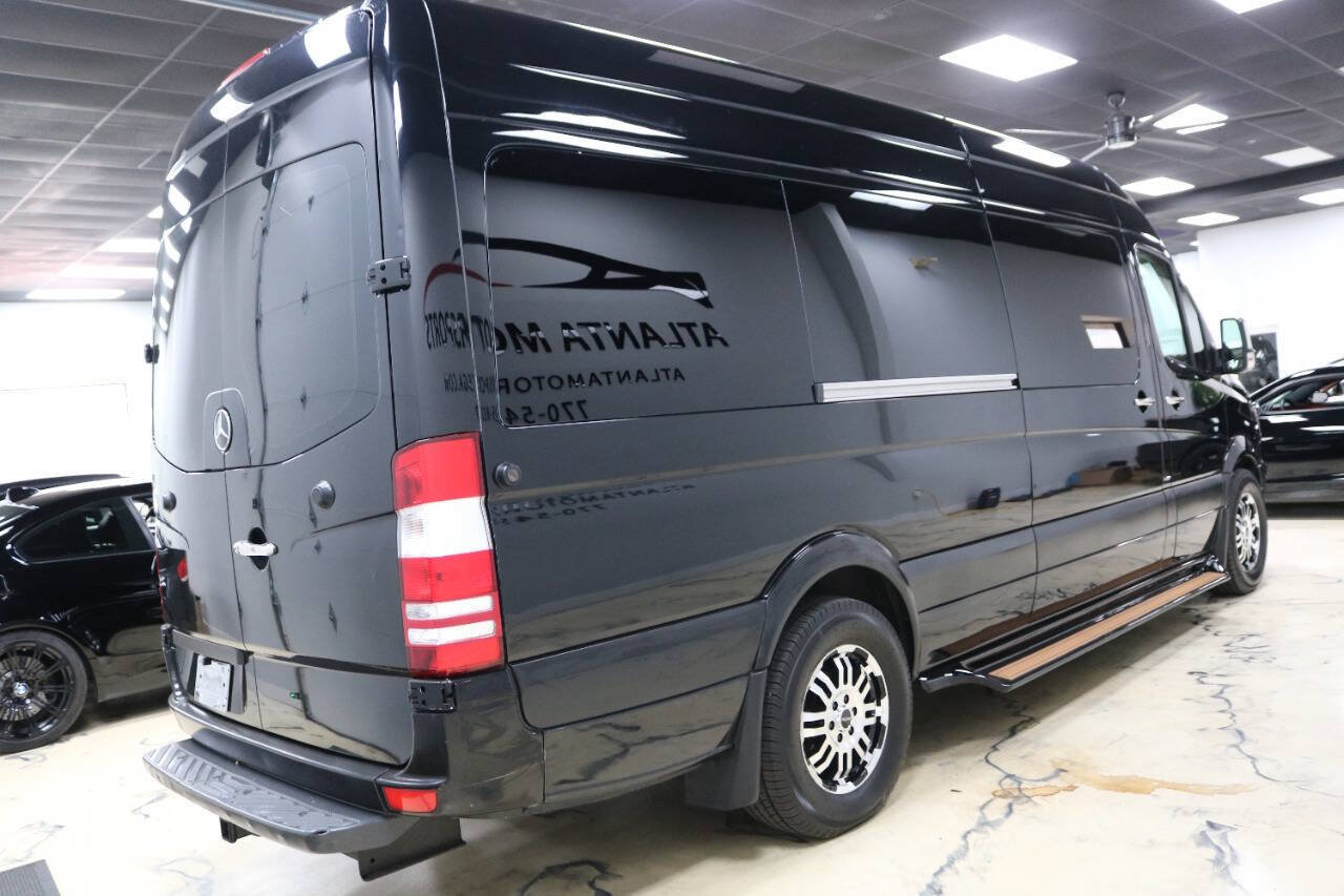 Used 2011 Mercedes-Benz Sprinter 2500 image 4