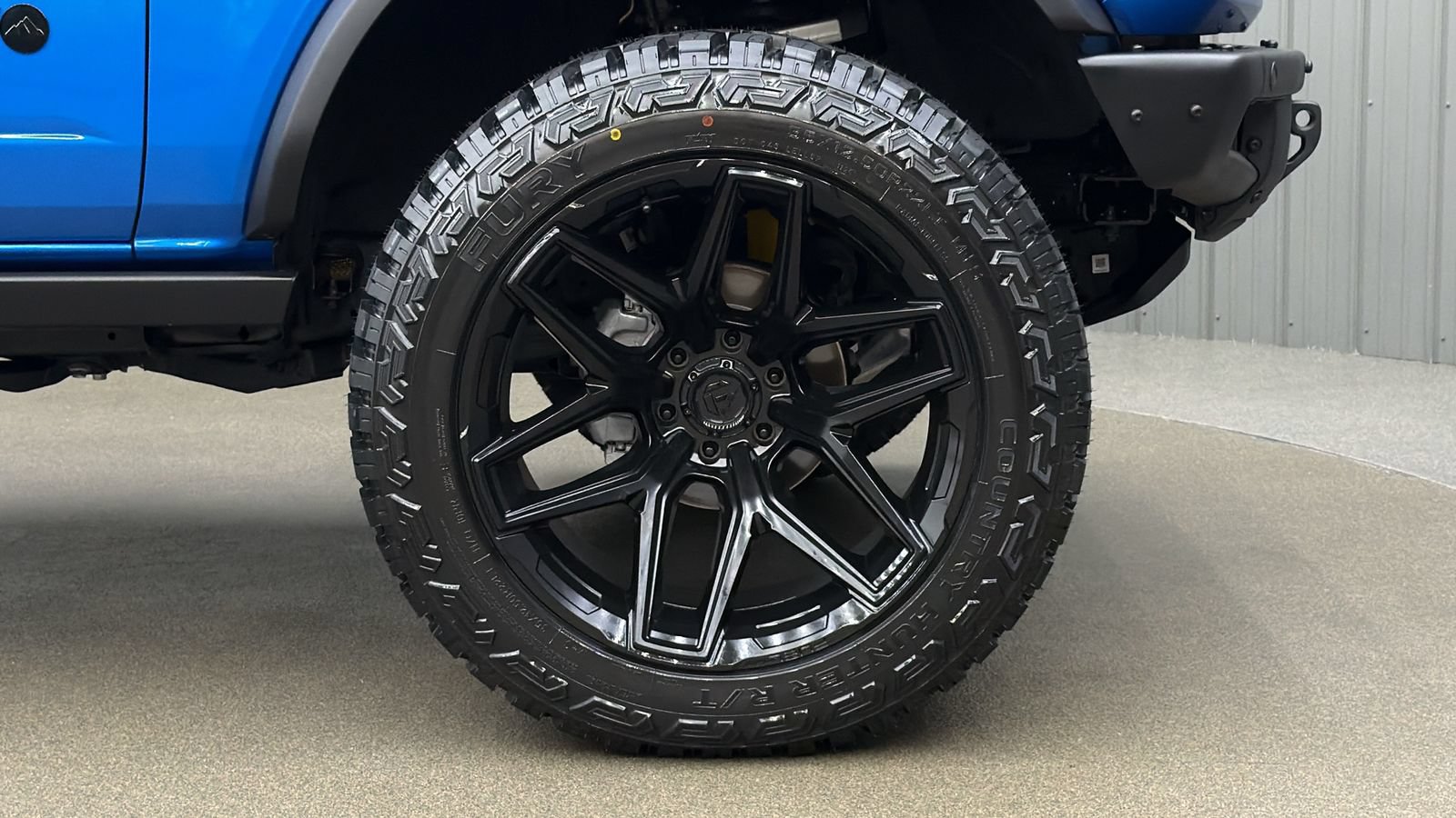 Used 2025 Ford Bronco Badlands AWD/4WD image 9
