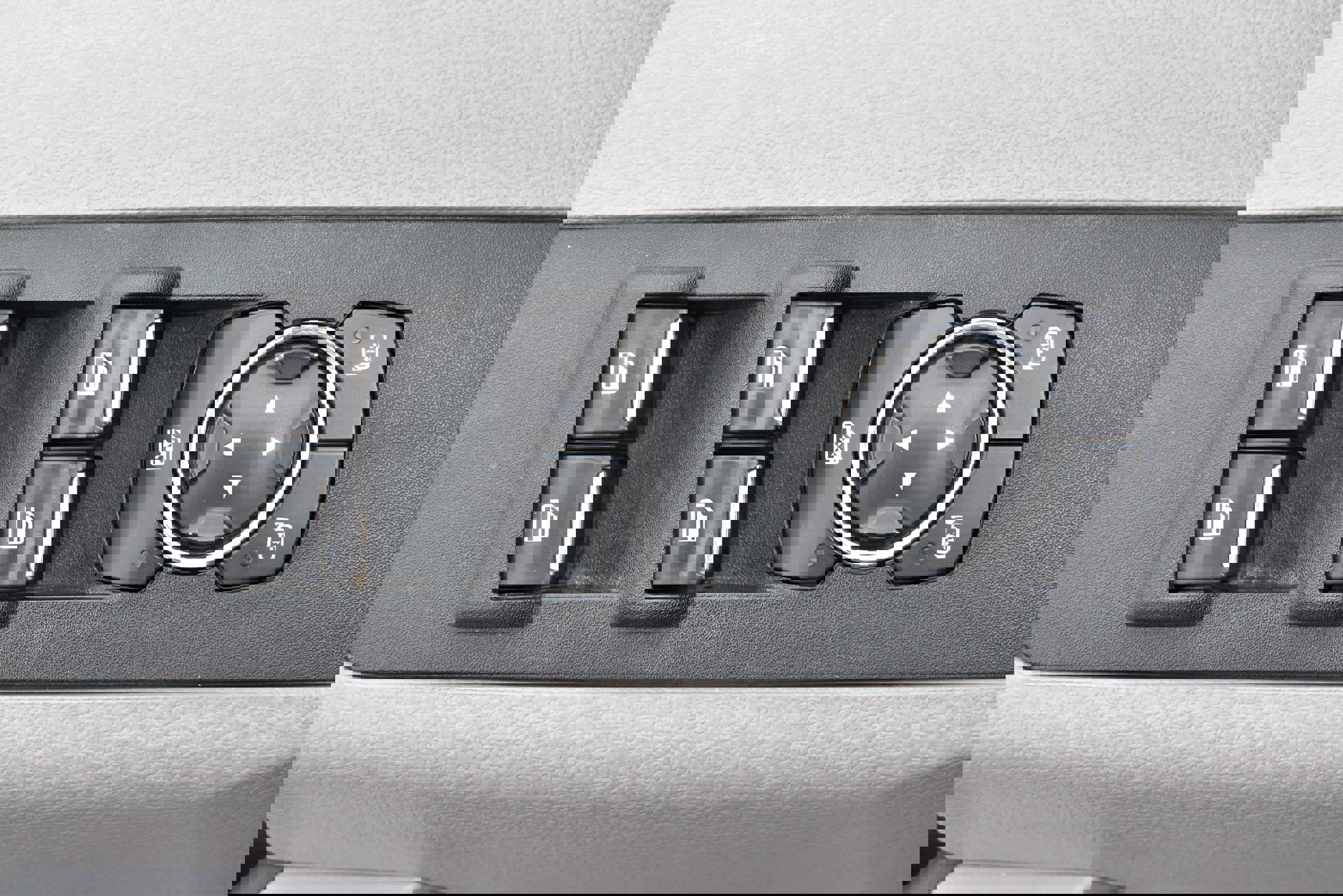 Used 2018 Ford F350 XLT w/ XLT Value Package image 11