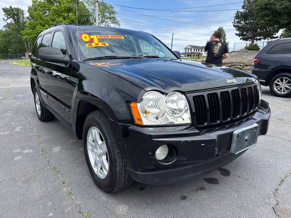 Used 2007 Jeep Grand Cherokee Laredo AWD/4WD image 4