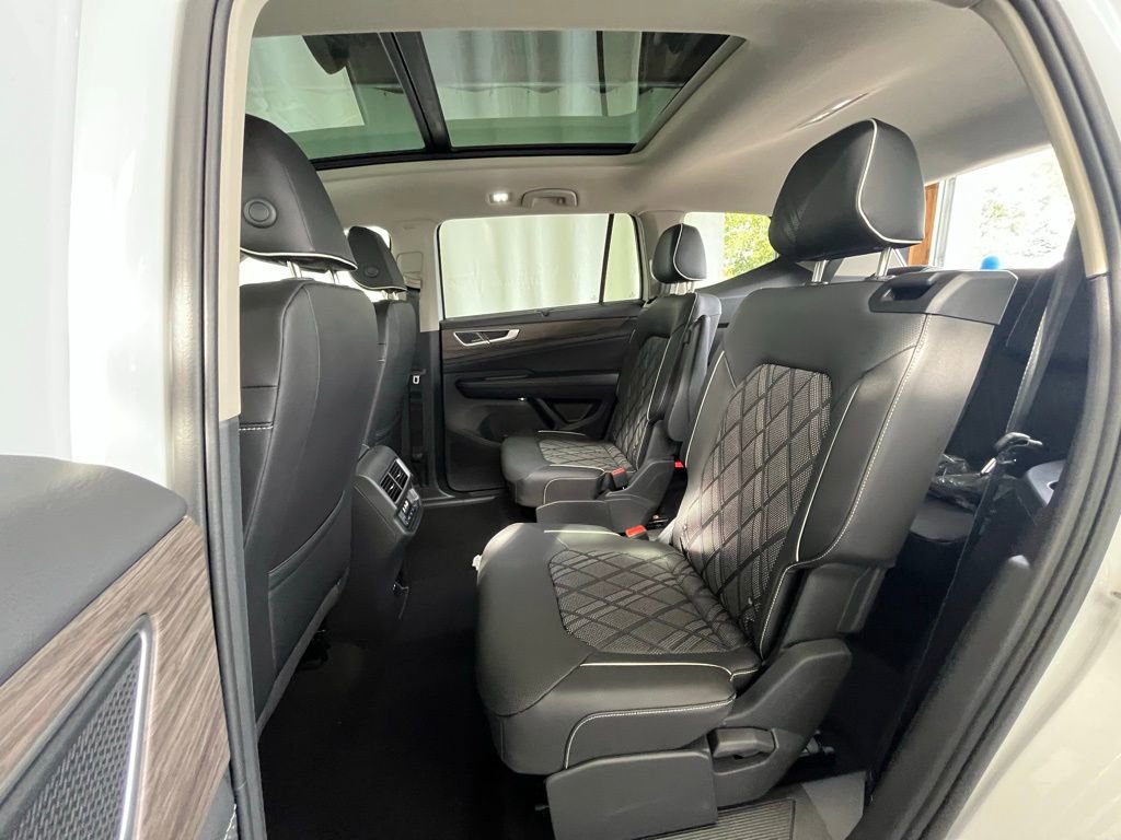 New 2026 Volkswagen Atlas SEL Premium R-Line image 23