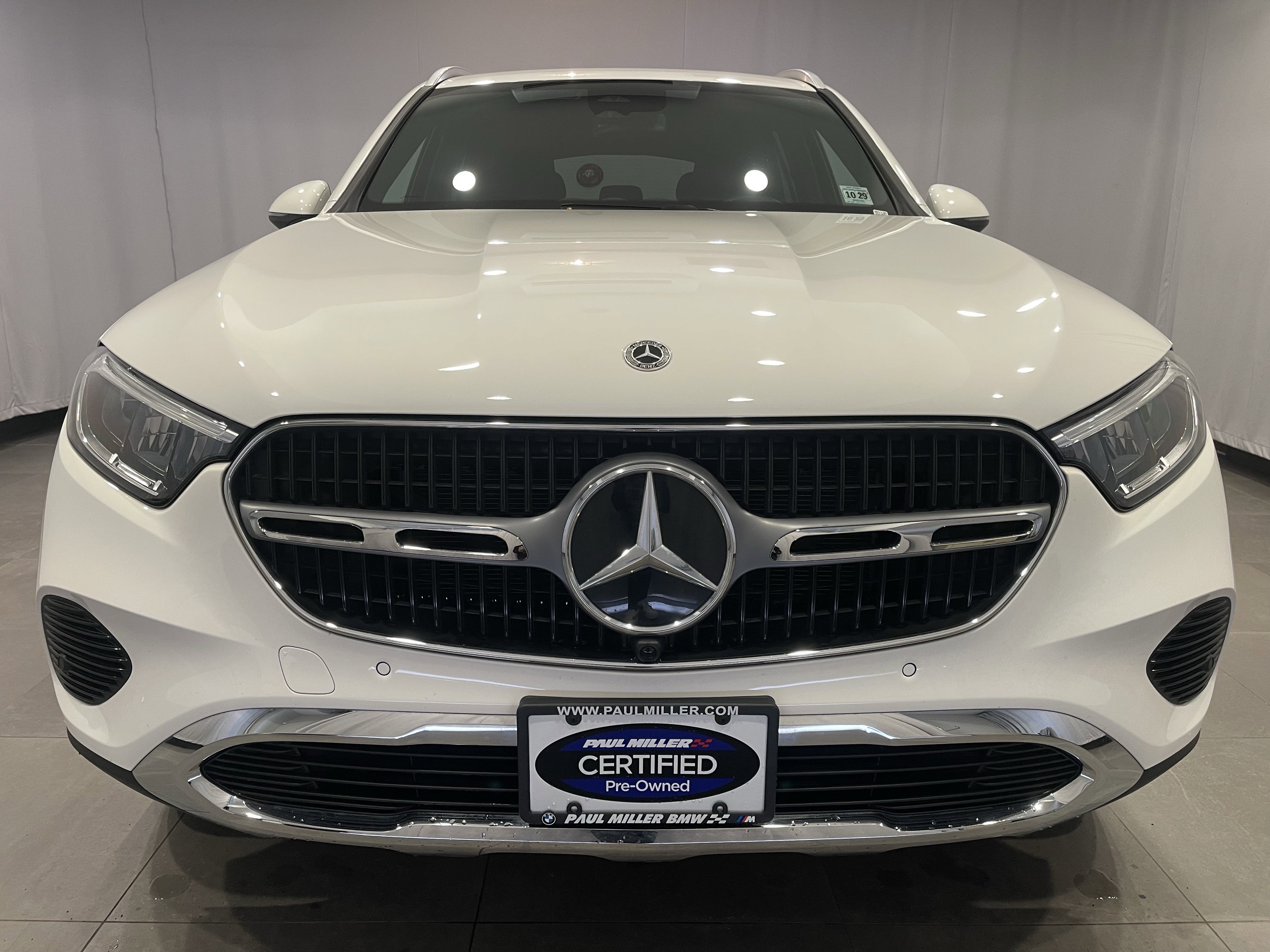 Used 2024 Mercedes-Benz GLC 300 4MATIC image 2