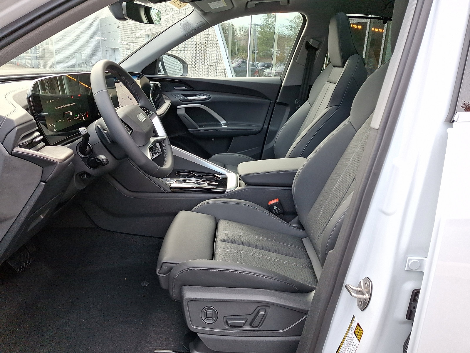 New 2025 Audi Q5 Premium Plus image 9