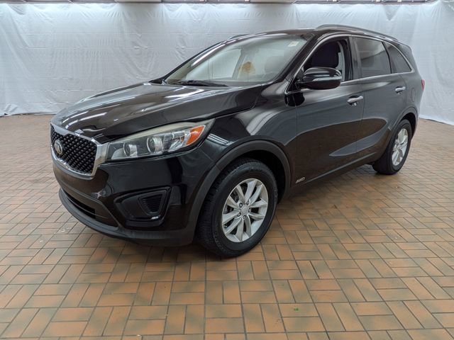 Used 2016 Kia Sorento LX w/ LX Convenience Package image 3