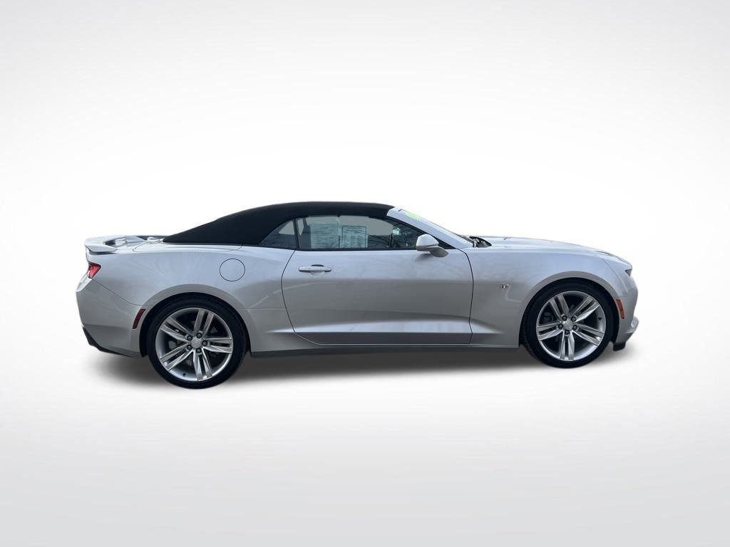 Used 2018 Chevrolet Camaro LT image 7