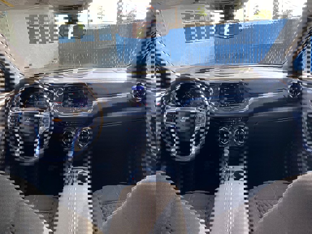 Used 2022 Chevrolet Blazer LT image 3