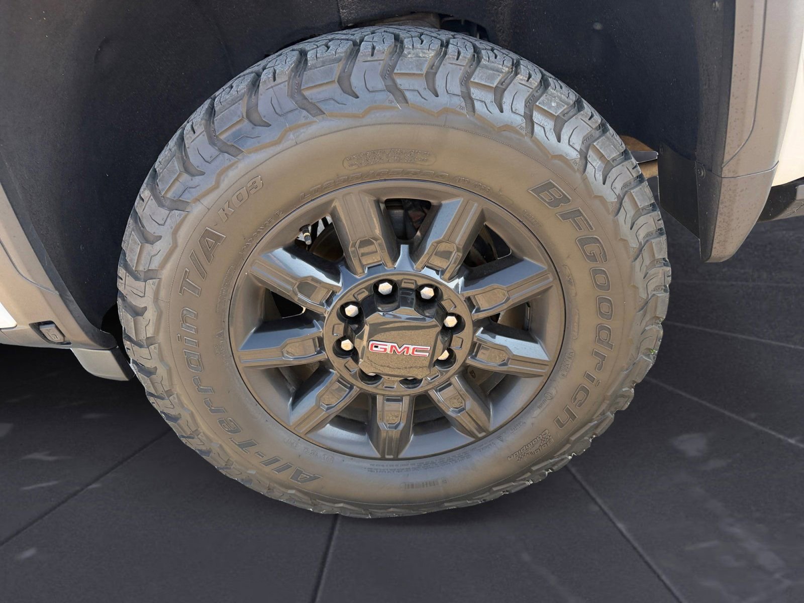 Used 2024 GMC Sierra 2500 AT4 w/ AT4 Premium Plus Package image 14