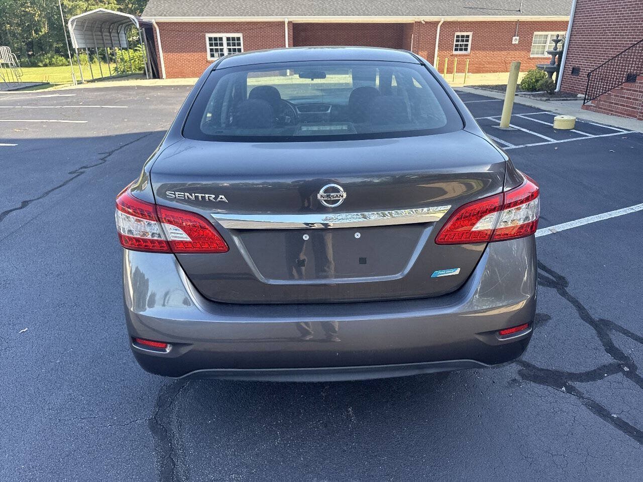 Used 2014 Nissan Sentra S FWD image 6