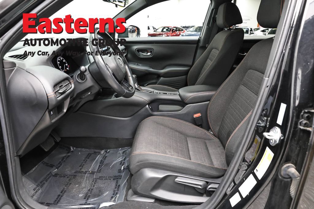 Used 2023 Honda HR-V Sport image 14