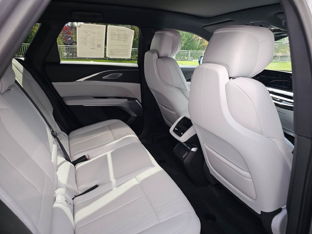 Certified 2024 Cadillac Lyriq Sport AWD/4WD image 14