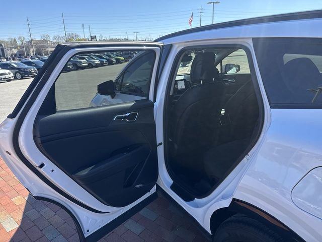 Used 2024 Kia Sportage SX image 27