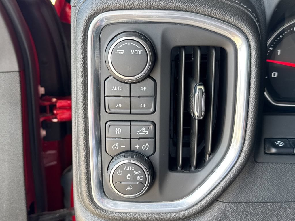 Used 2023 Chevrolet Silverado 3500 LTZ w/ LTZ Convenience Package AWD/4WD image 15