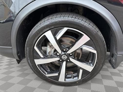 Used 2022 Nissan Rogue Sport SL AWD/4WD image 13