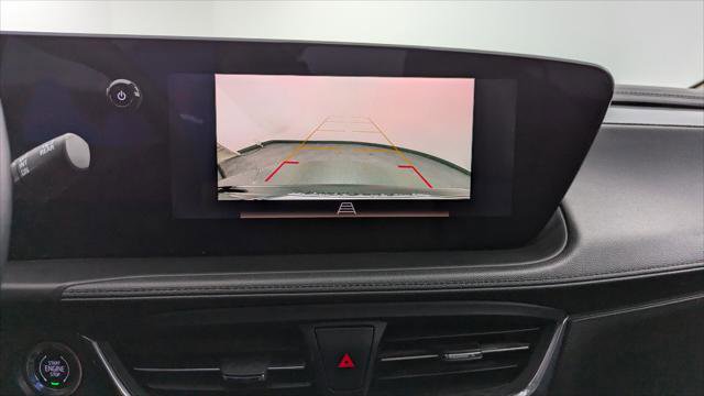 Used 2024 Buick Encore GX Sport Touring image 29