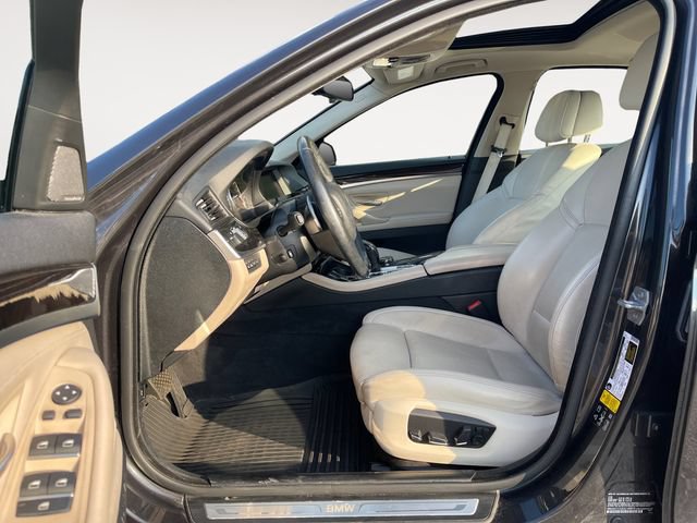 Used 2016 BMW 528i xDrive Sedan AWD/4WD image 9