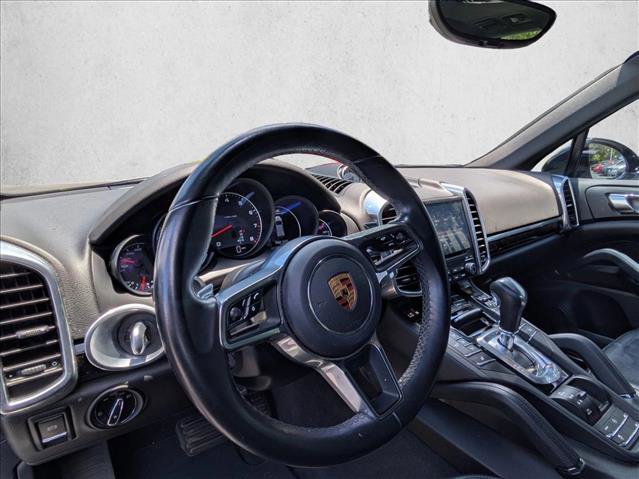 Used 2018 Porsche Cayenne Platinum Edition AWD/4WD image 10