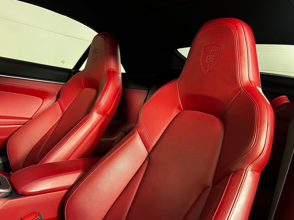 Certified 2020 Porsche 911 Carrera 4S image 5