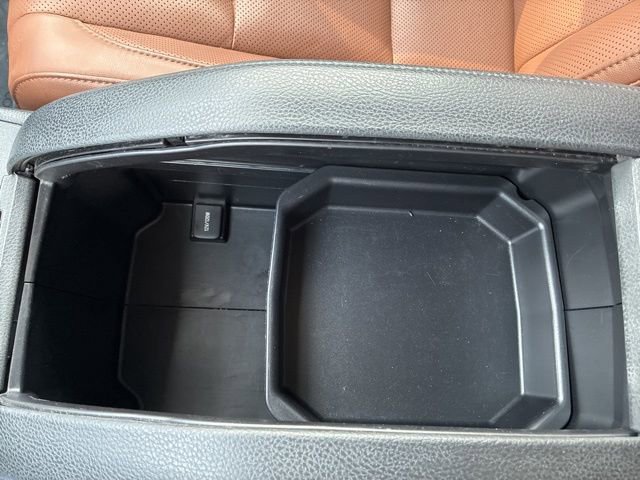 Used 2019 Toyota Highlander Limited AWD/4WD image 32