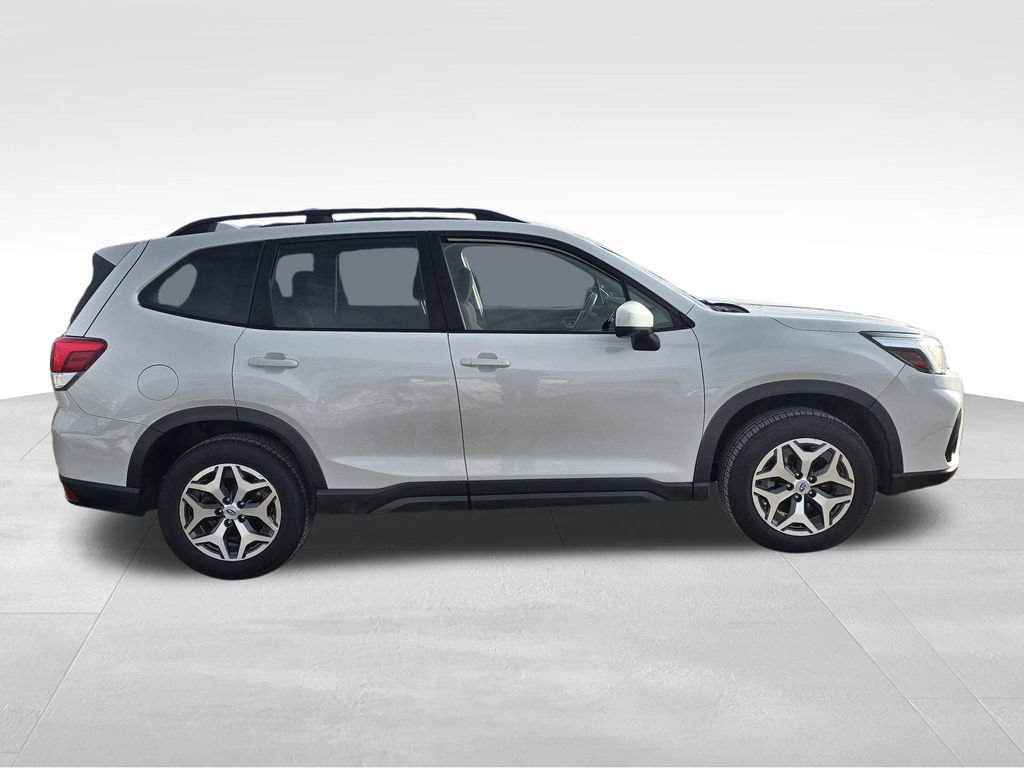 Used 2021 Subaru Forester Premium AWD/4WD image 8